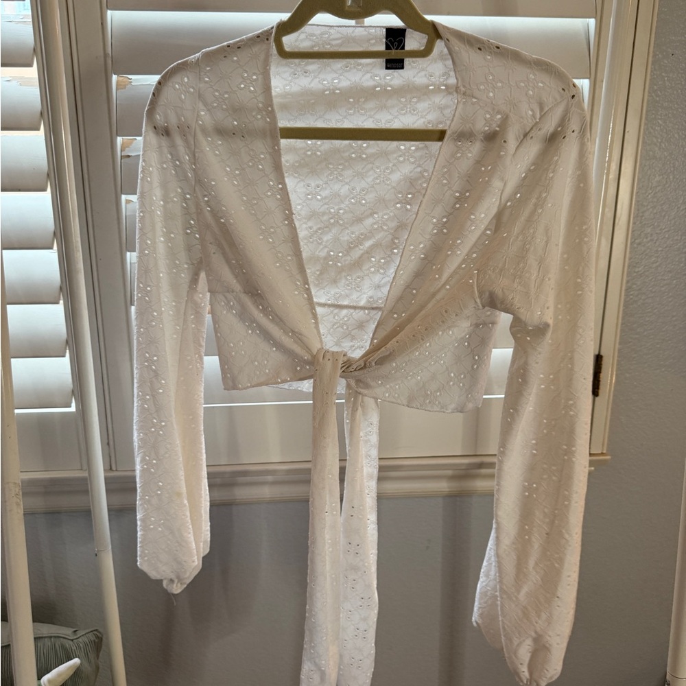 Windsor White Eyelet Tie-Front Robe